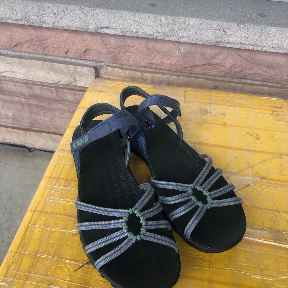 Teva Women’s Strappy Outdoor Black and Gray with Green Accent Sandals Size 10 - Picture 12 of 15